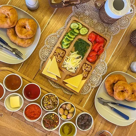 Hotell Eolya 3*