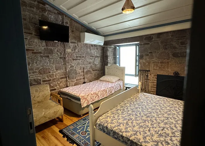 Hotel Eolya Konuk Evi 3*